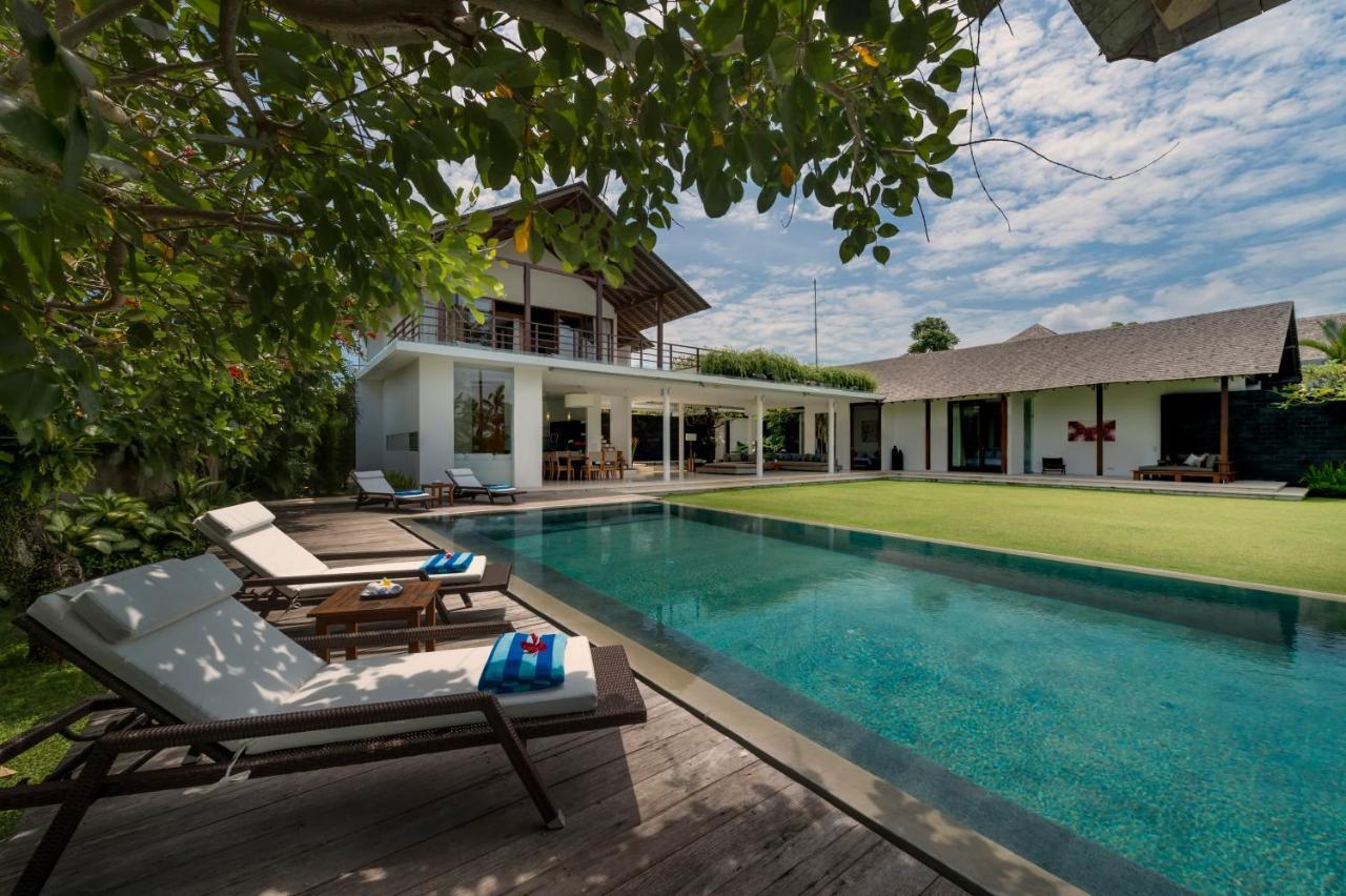 Villa Kavya - 8-Minute Walk From Berawa Beach Чангу Экстерьер фото
