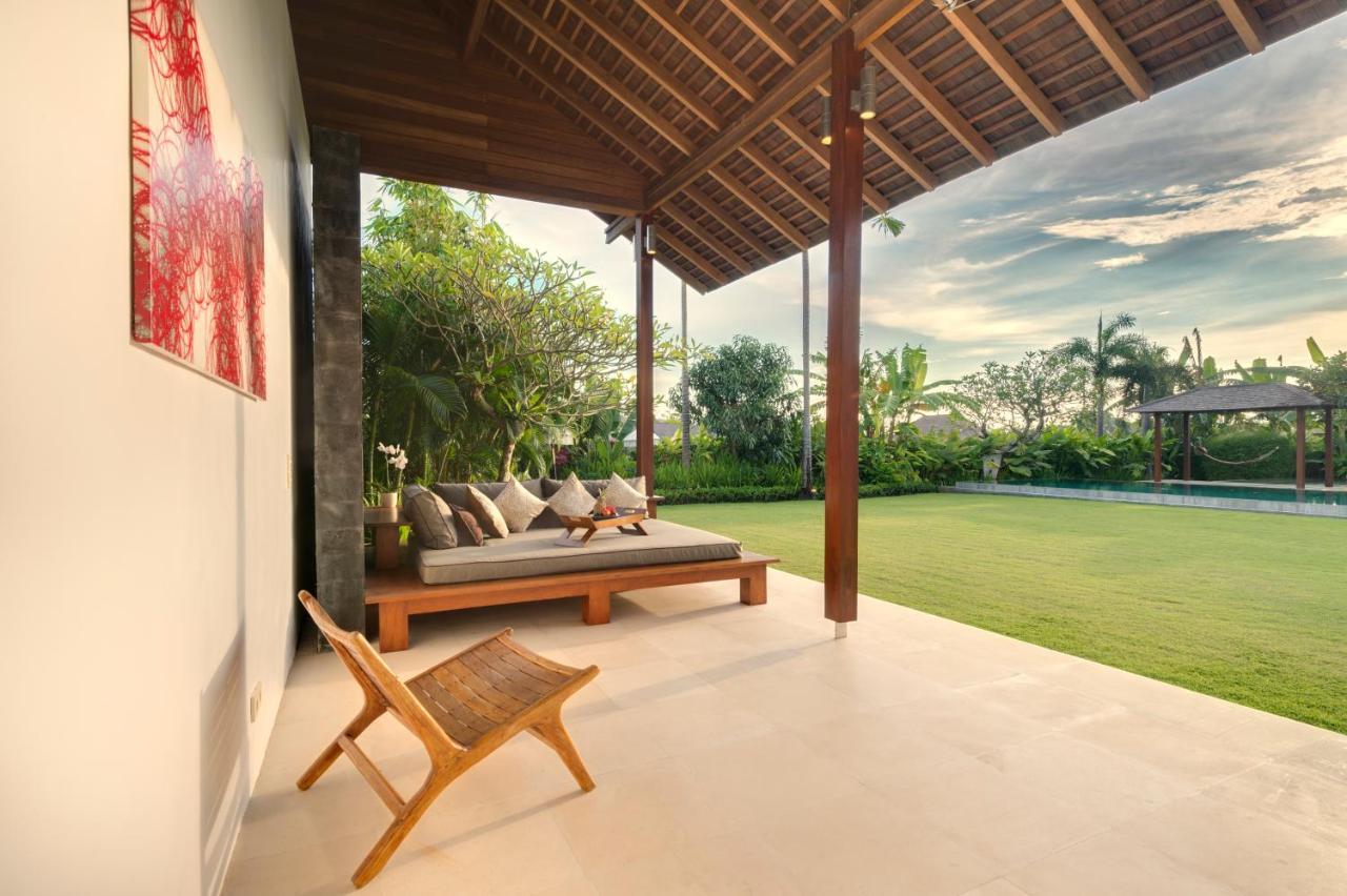 Villa Kavya - 8-Minute Walk From Berawa Beach Чангу Экстерьер фото