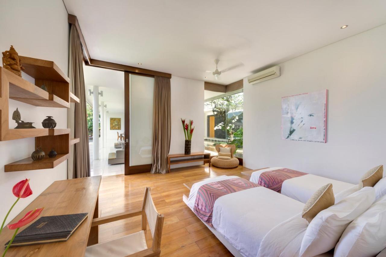 Villa Kavya - 8-Minute Walk From Berawa Beach Чангу Экстерьер фото