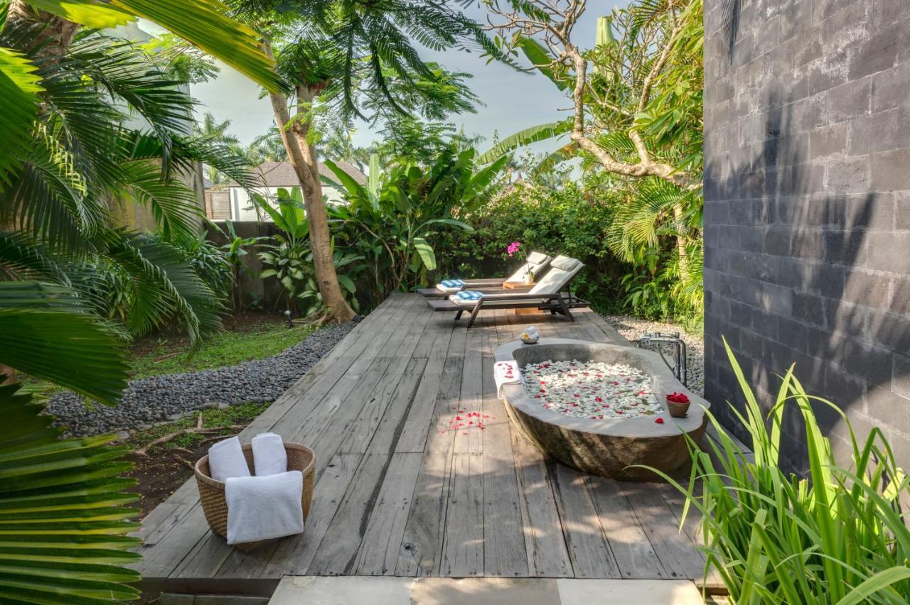 Villa Kavya - 8-Minute Walk From Berawa Beach Чангу Экстерьер фото