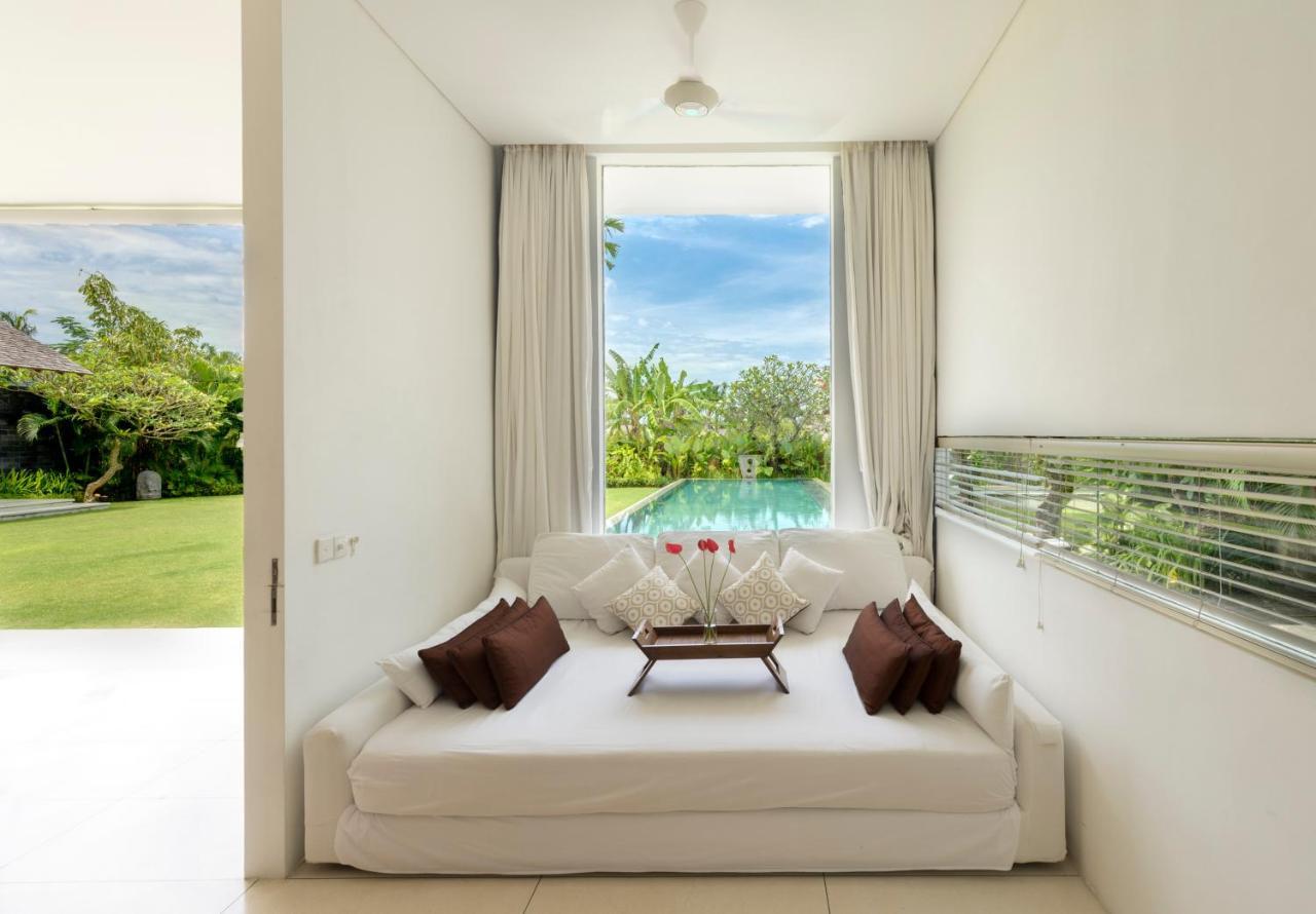 Villa Kavya - 8-Minute Walk From Berawa Beach Чангу Экстерьер фото