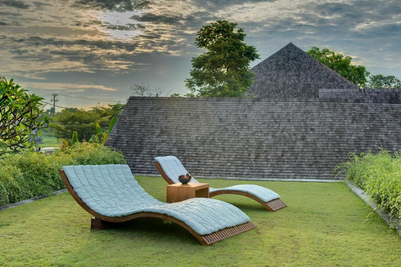 Villa Kavya - 8-Minute Walk From Berawa Beach Чангу Экстерьер фото